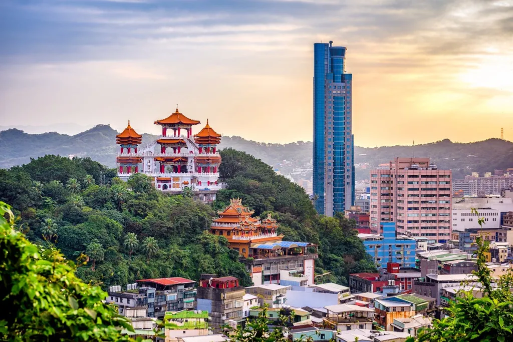 Các trang báo nước ngoài chọn Việt Nam làm điểm đến hàng đầu sau dịch Ncovid-19 Các trang báo nước ngoài chọn Việt Nam làm điểm đến hàng đầu sau dịch Ncovid-19 08