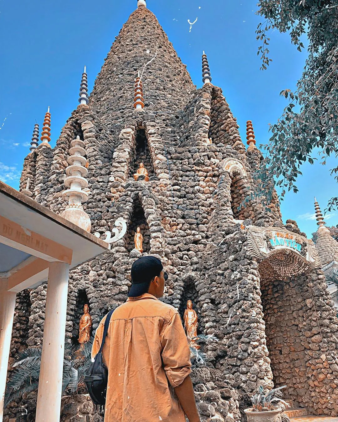 Chùa ốc Nha Trang, ngôi chùa này có gì thu hút khách du lịch Chùa ốc Nha Trang, ngôi chùa này có gì thu hút khách du lịch 01