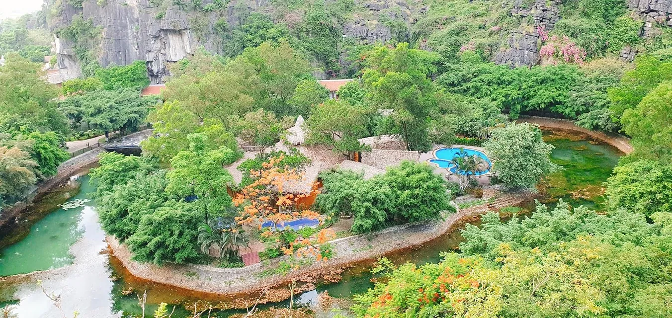 Review chuyến du lịch Hang Múa Ninh Bình chỉ chưa đến 2 triệu đồng Review chuyến du lịch Hang Múa Ninh Bình chỉ chưa đến 2 triệu đồng 11