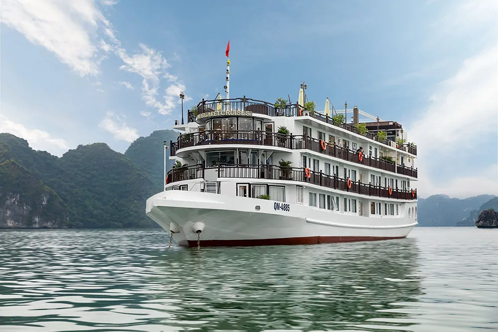 Tạo điều kiện cho du khách sau đại dịch, nhiều tour du lịch giảm kịch sàn Tạo điều kiện cho du khách sau đại dịch, nhiều tour du lịch giảm kịch sàn 08