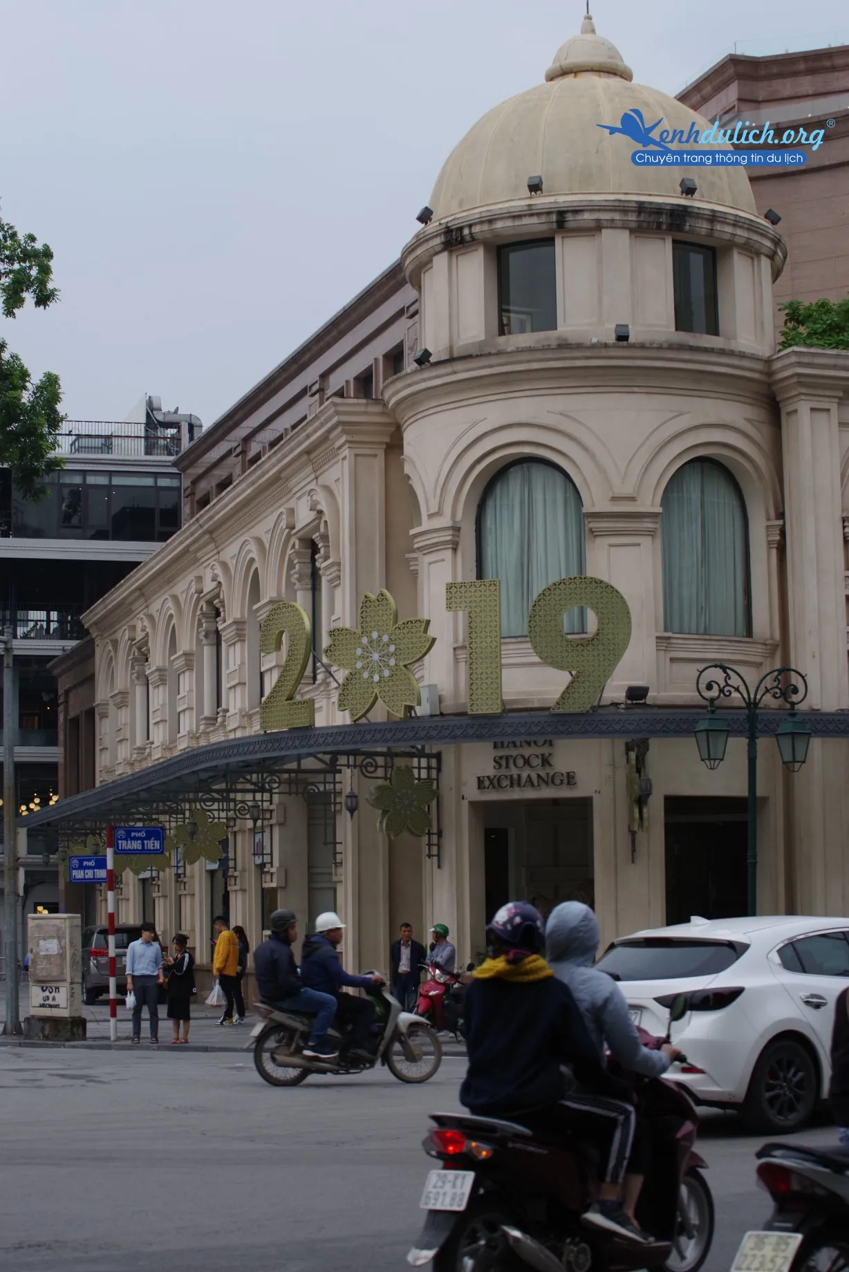 Những bức ảnh Hà Nội xưa- trên đường không có ô tô 10