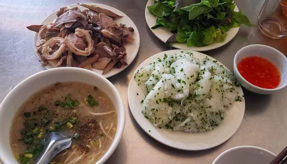 Những món ăn không thể bỏ qua khi đi du lịch Quy Nhơn Những món ăn không thể bỏ qua khi đi du lịch Quy Nhơn 03