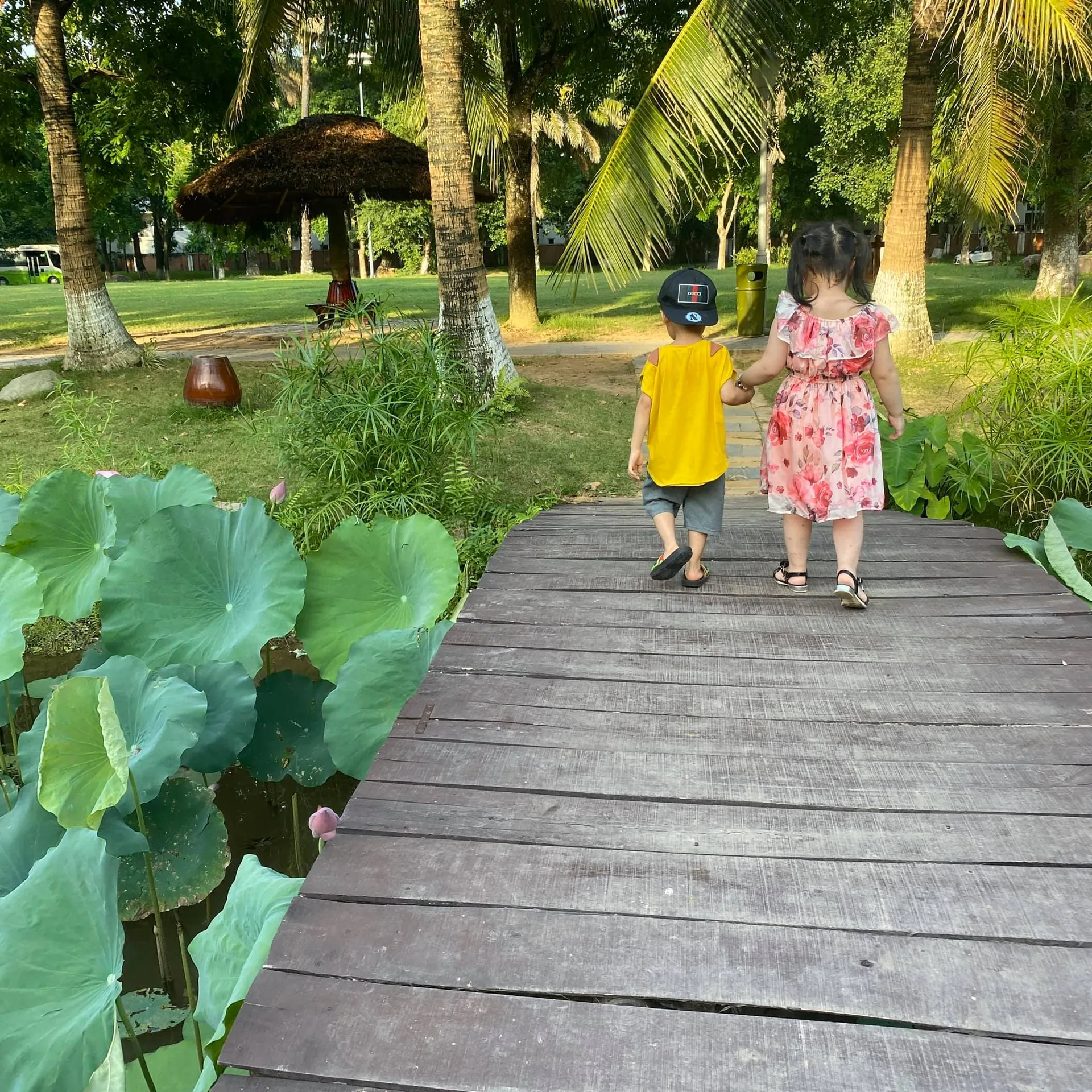 Review Ecopark- Dã ngoại khu đô thị xanh ở ven Hà Nội cùng gia đình vào cuối tuần Review Ecopark- Dã ngoại khu đô thị xanh ở ven Hà Nội cùng gia đình vào cuối tuần 06
