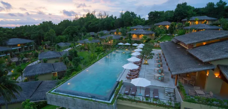 Hàng loạt tour du lịch giảm giá đến 50% cho bạn một mùa hè cực đã 02